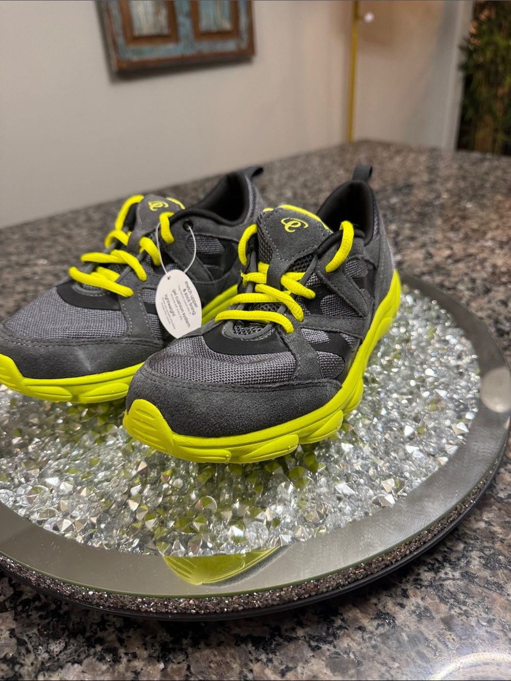 Easy Spirit E360 Gray with Neon Yellow Athletic Sneakers NWT 8 - Picture 5 of 13